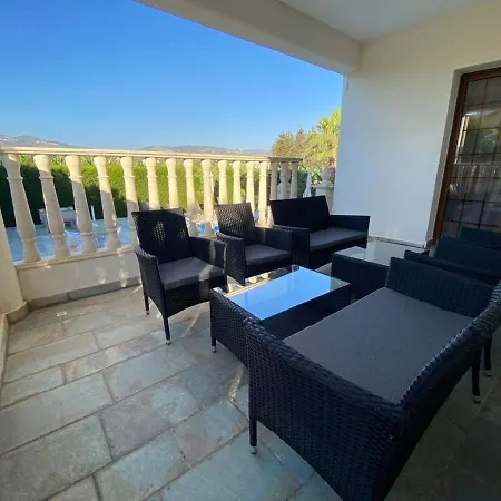 Kapistris Dyo コーラル・ベイ