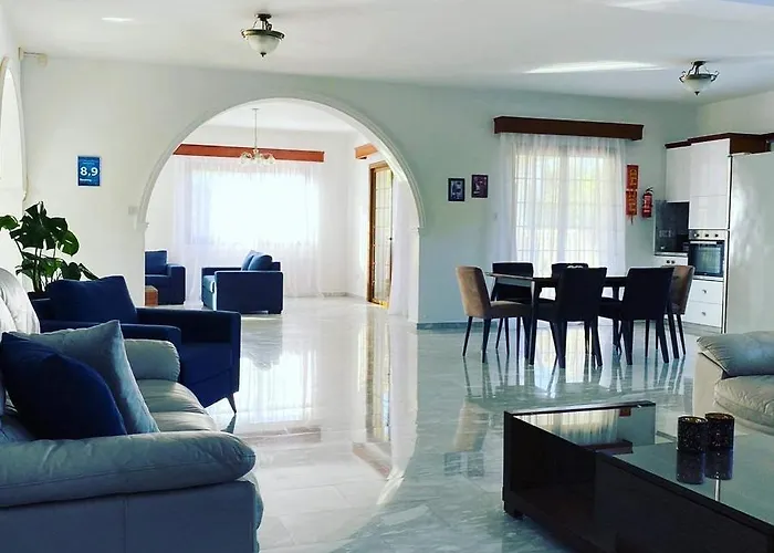 Kapistris Dyo Villa *