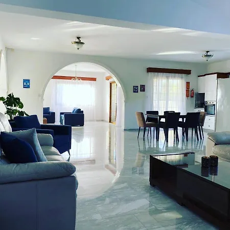 Kapistris Dyo Villa *