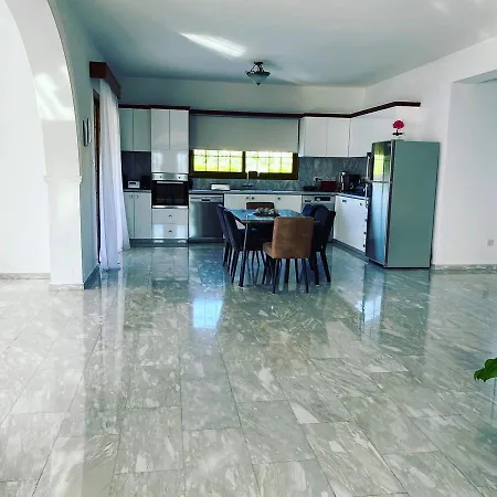 Kapistris Dyo Корал-Бэй