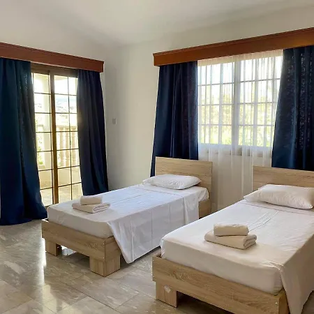 Kapistris Dyo Корал-Бэй