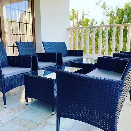 Kapistris Dyo Villa *
