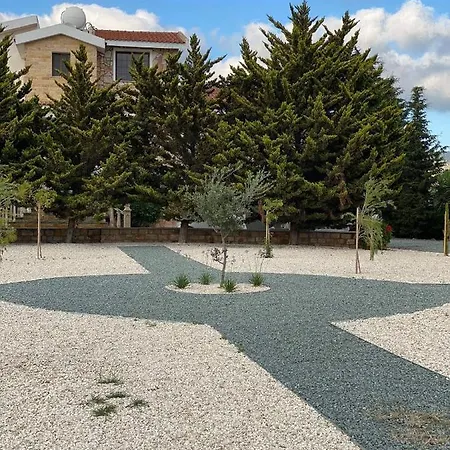 וילה Kapistris Dyo