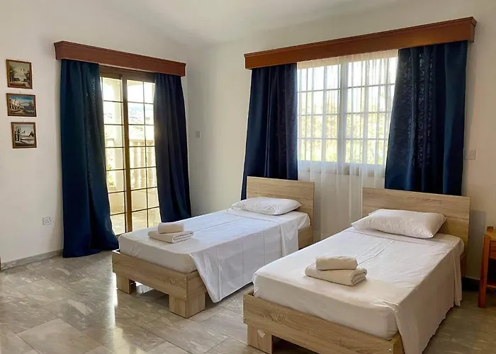 Kapistris Dyo Coral Bay